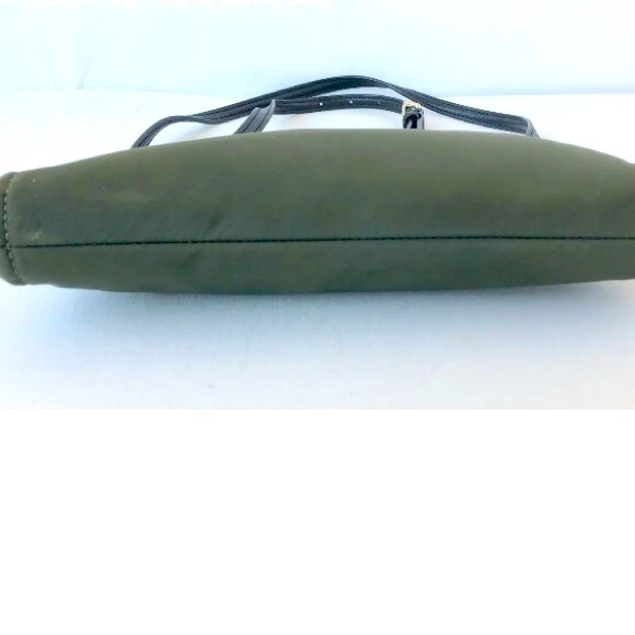 ⭐️HPx2⭐️EUC KATE SPADE Hunter Green Small 2-Way Crossbody Handbag w/ Gold Chain - Picture 10 of 13